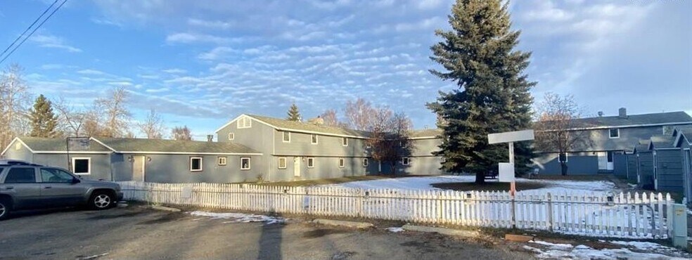 1901 Mary Ann St, Fairbanks, AK for sale - Building Photo - Image 1 of 20