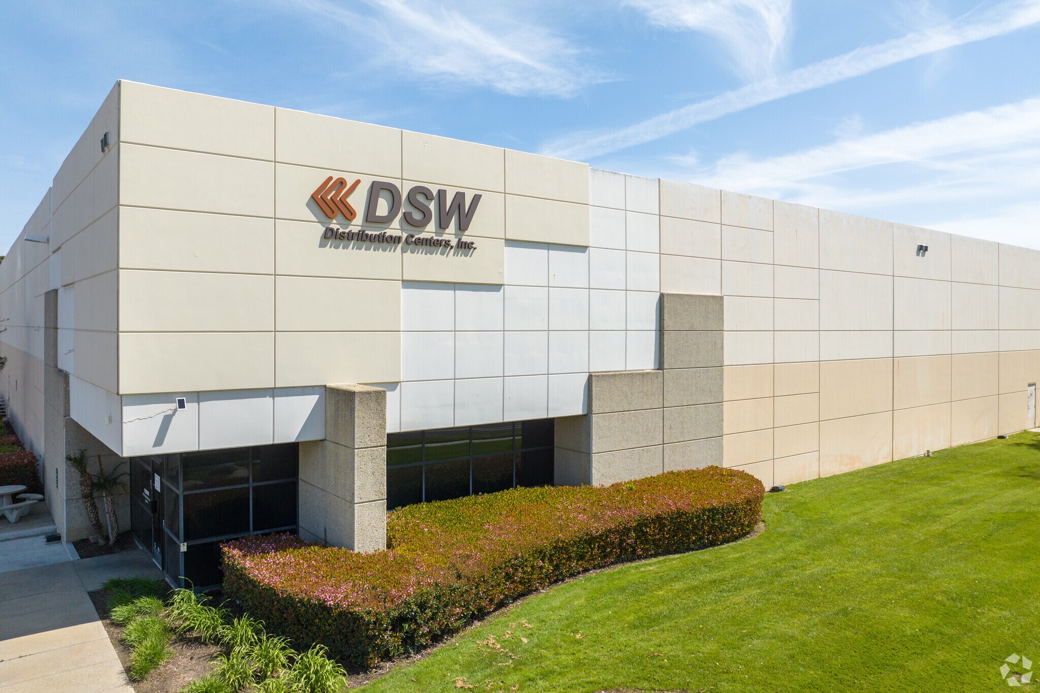 8675 Rochester Ave, Rancho Cucamonga, CA for sale Primary Photo- Image 1 of 1