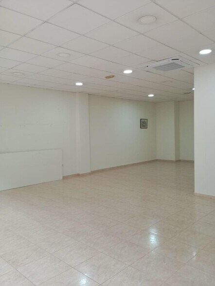Retail in Murcia, Murcia for sale - Building Photo - Image 2 of 7