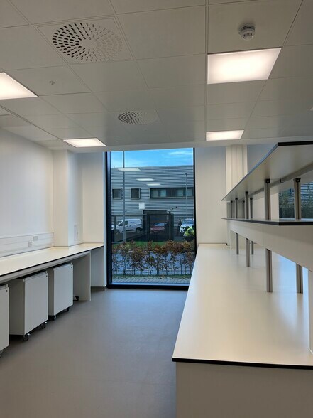 1 Holmfauld Rd, Glasgow for lease - Building Photo - Image 3 of 12