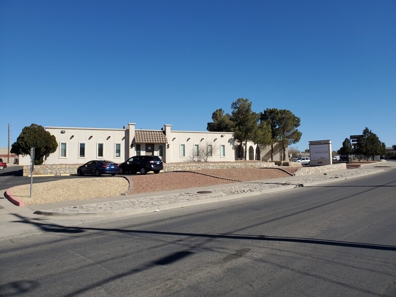 1445 Bessemer Dr, El Paso, TX for lease - Building Photo - Image 1 of 14