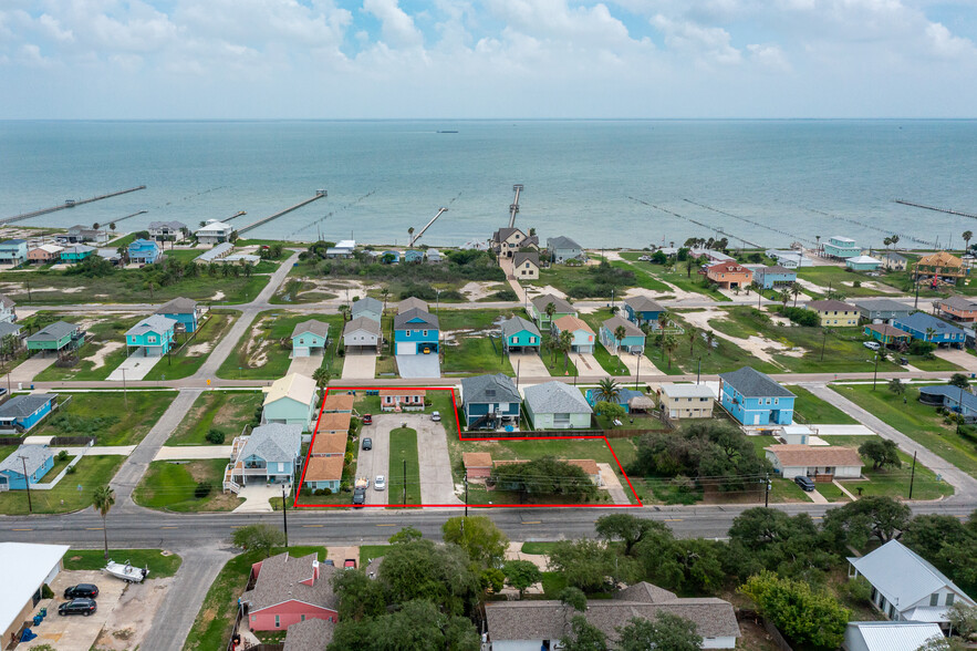 1206-1214 S Church St, Rockport, TX for sale - Building Photo - Image 1 of 9