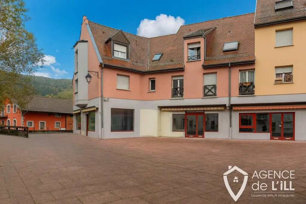 Location Commerce 221 m² - Photo 1