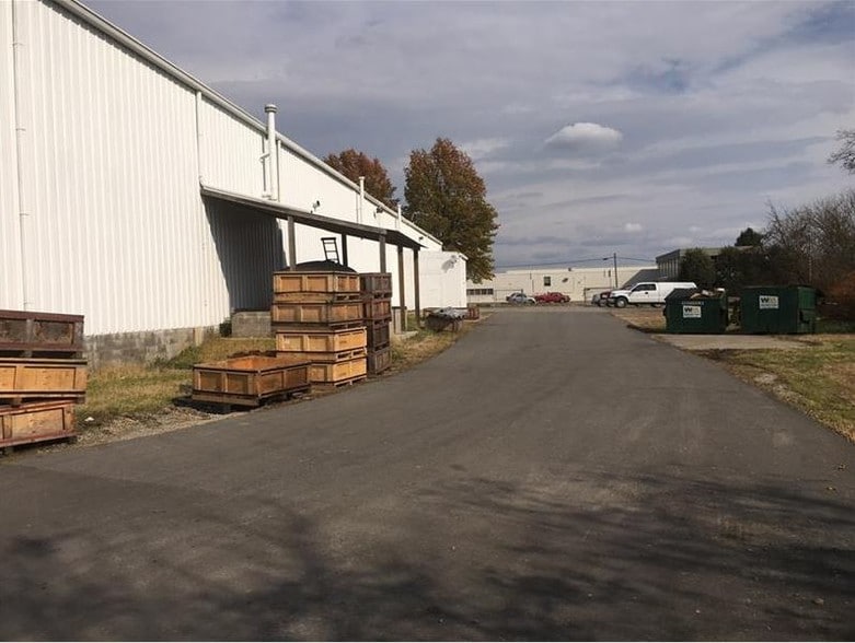 20 Museum Rd, Washington, PA for lease - Building Photo - Image 3 of 23