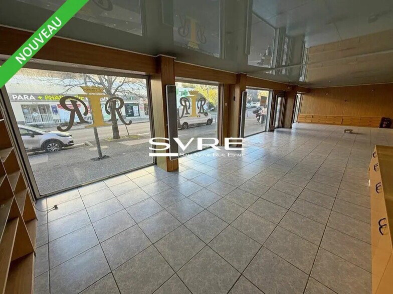 Retail in Aubagne for lease - Interior Photo - Image 3 of 4