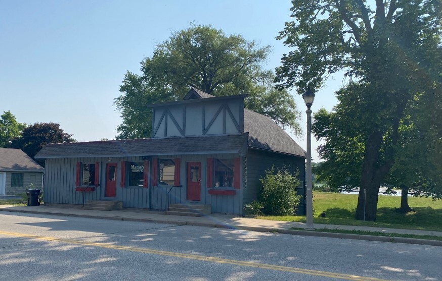 W282N7220 Main St, Hartland, WI for sale Building Photo- Image 1 of 1