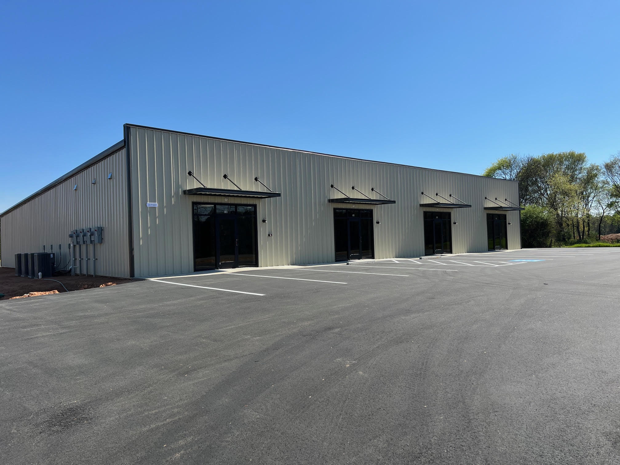 1230 Commerce Dr, Madison, GA for lease Building Photo- Image 1 of 11