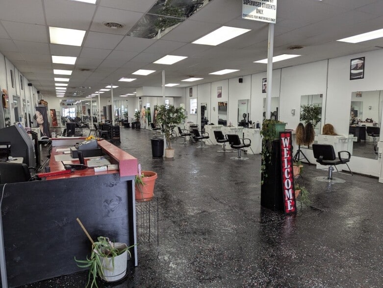 225 Washington St, Johnstown, PA for sale - Building Photo - Image 3 of 5