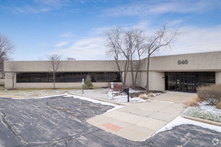 846 E Algonquin Rd, Schaumburg, IL for sale - Building Photo - Image 2 of 13