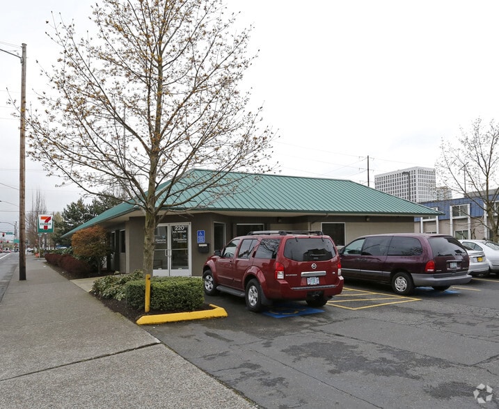 220 NE Weidler St, Portland, OR for sale - Primary Photo - Image 1 of 1