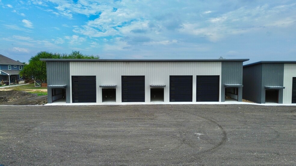 1836 County Road 109, Hutto, TX for lease - Building Photo - Image 3 of 10