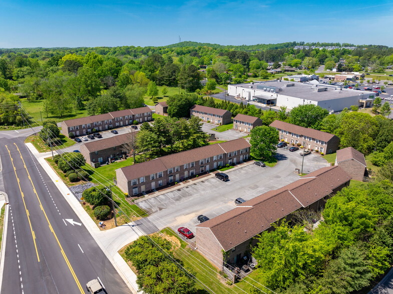 900 Stratford Cir NW, Cleveland, TN for sale - Aerial - Image 2 of 31