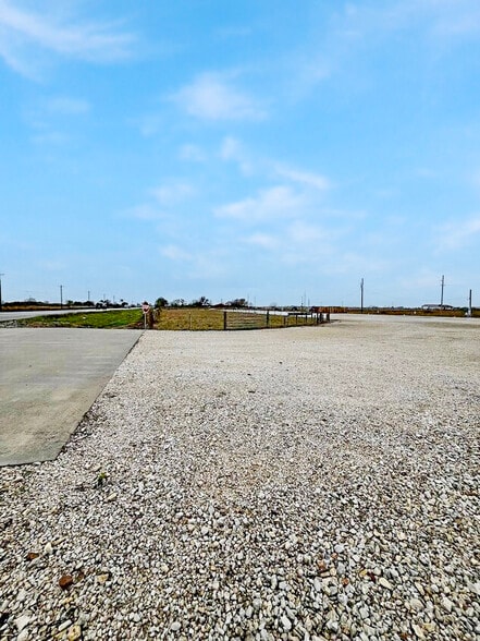 22014 State Highway 35 S, Palacios, TX for sale - Building Photo - Image 2 of 8
