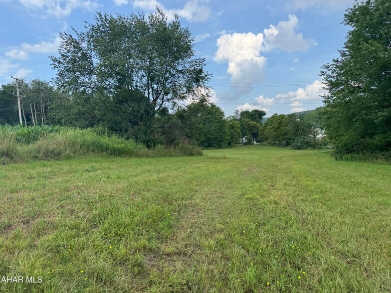 720 Ridge Rd, Fallentimber, PA for sale - Building Photo - Image 2 of 4