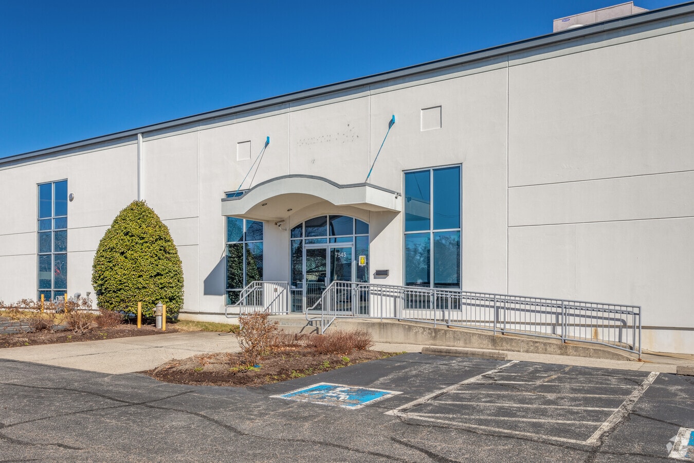 7545 Midlothian Tpke, Richmond, VA 23225