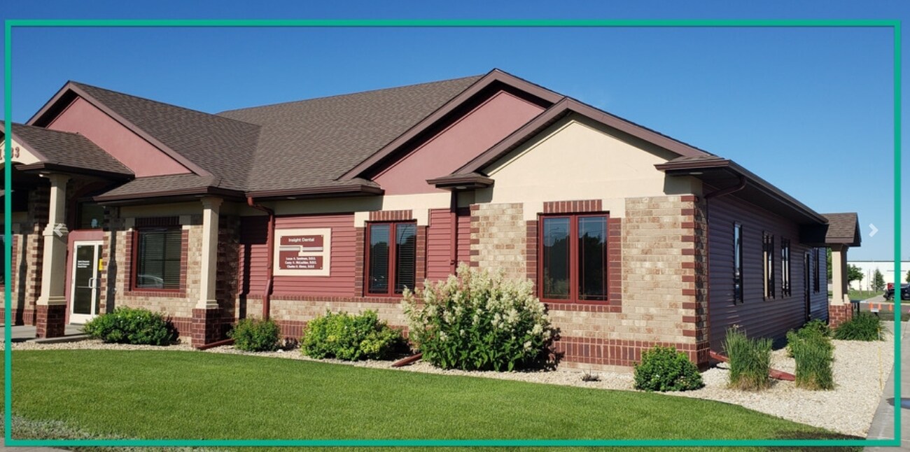 1383 21st Ave N, Fargo, ND for sale Primary Photo- Image 1 of 1