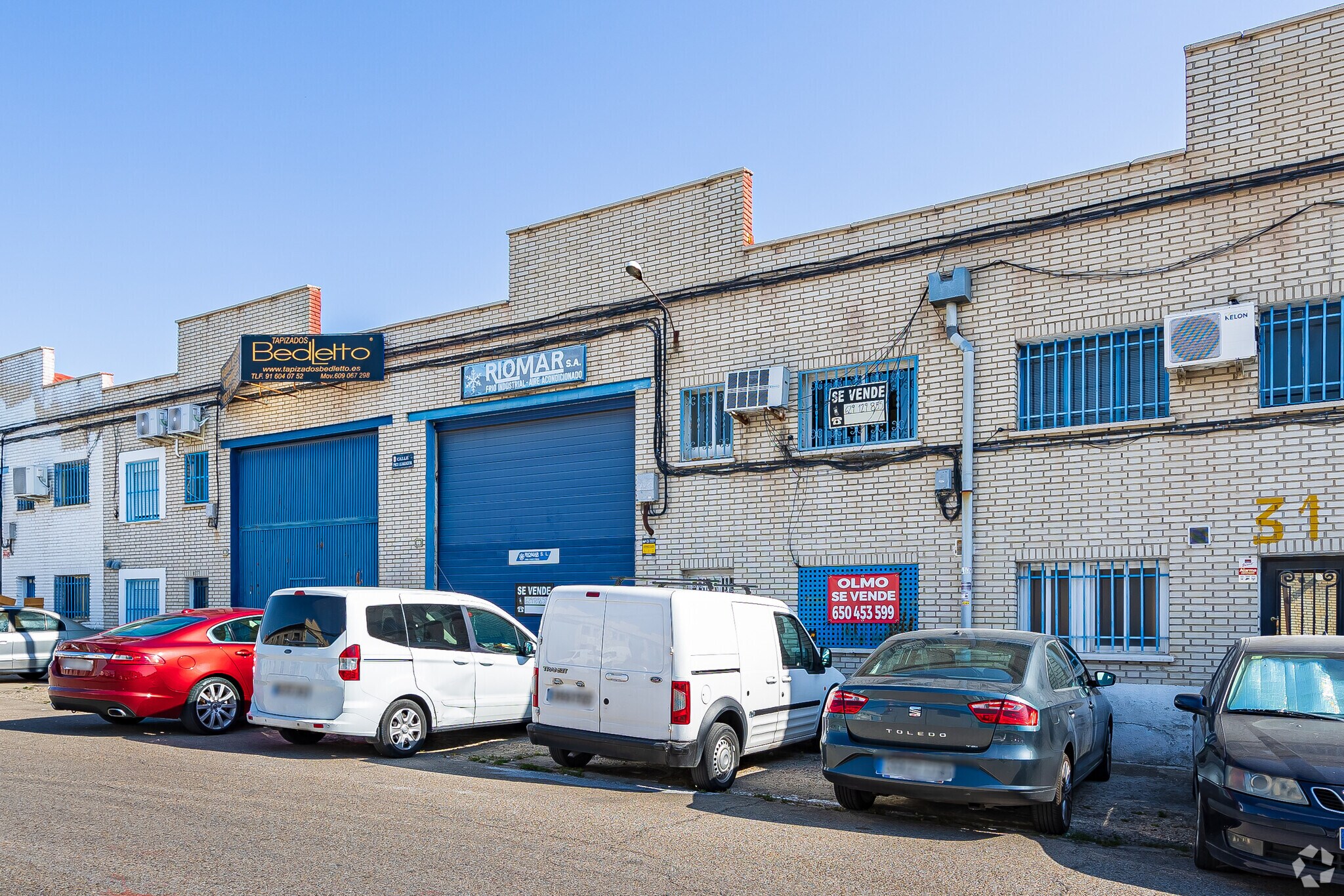 Industrial in Humanes de Madrid, Madrid for sale Building Photo- Image 1 of 1