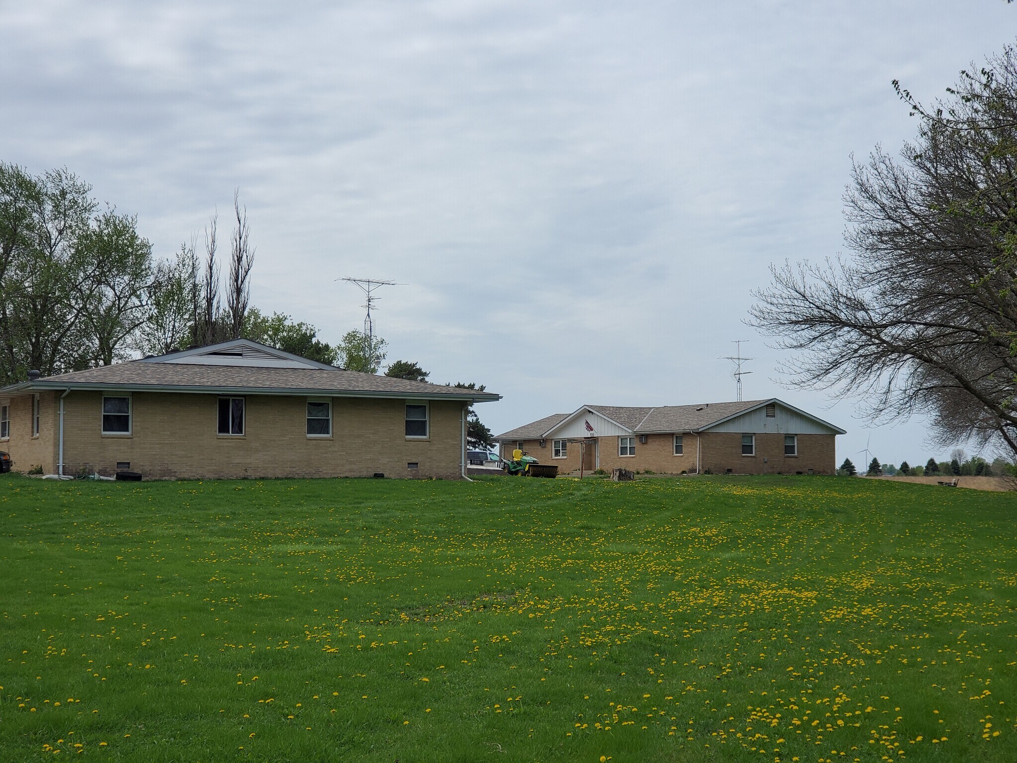 204 3rd St SW, Rake, IA for sale Primary Photo- Image 1 of 1