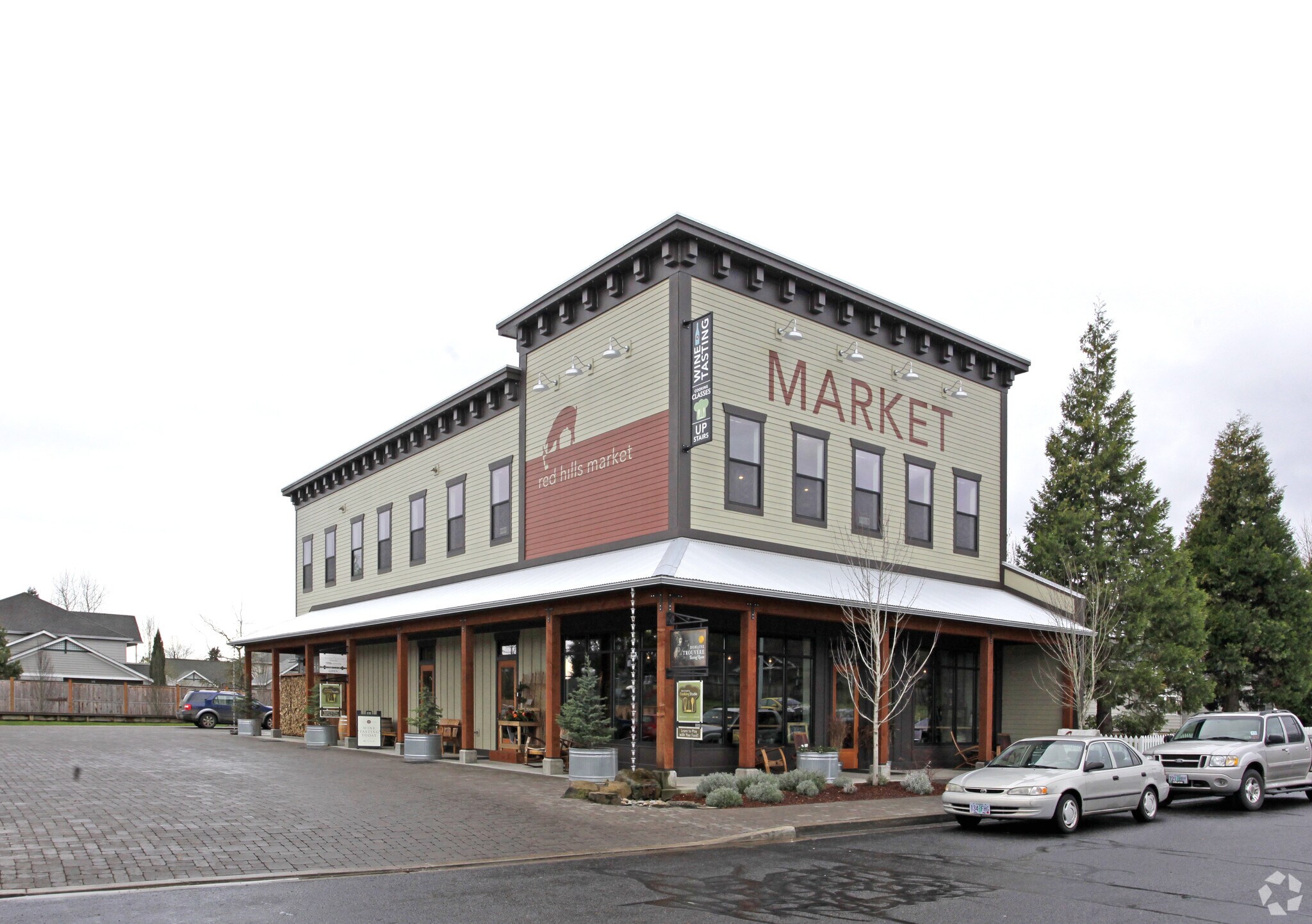 155 SW 7th St, Dundee, OR for sale Primary Photo- Image 1 of 1