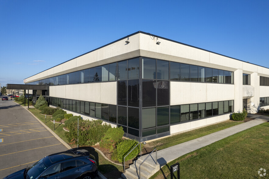 335 Britannia Rd E, Mississauga, ON for lease - Building Photo - Image 2 of 3