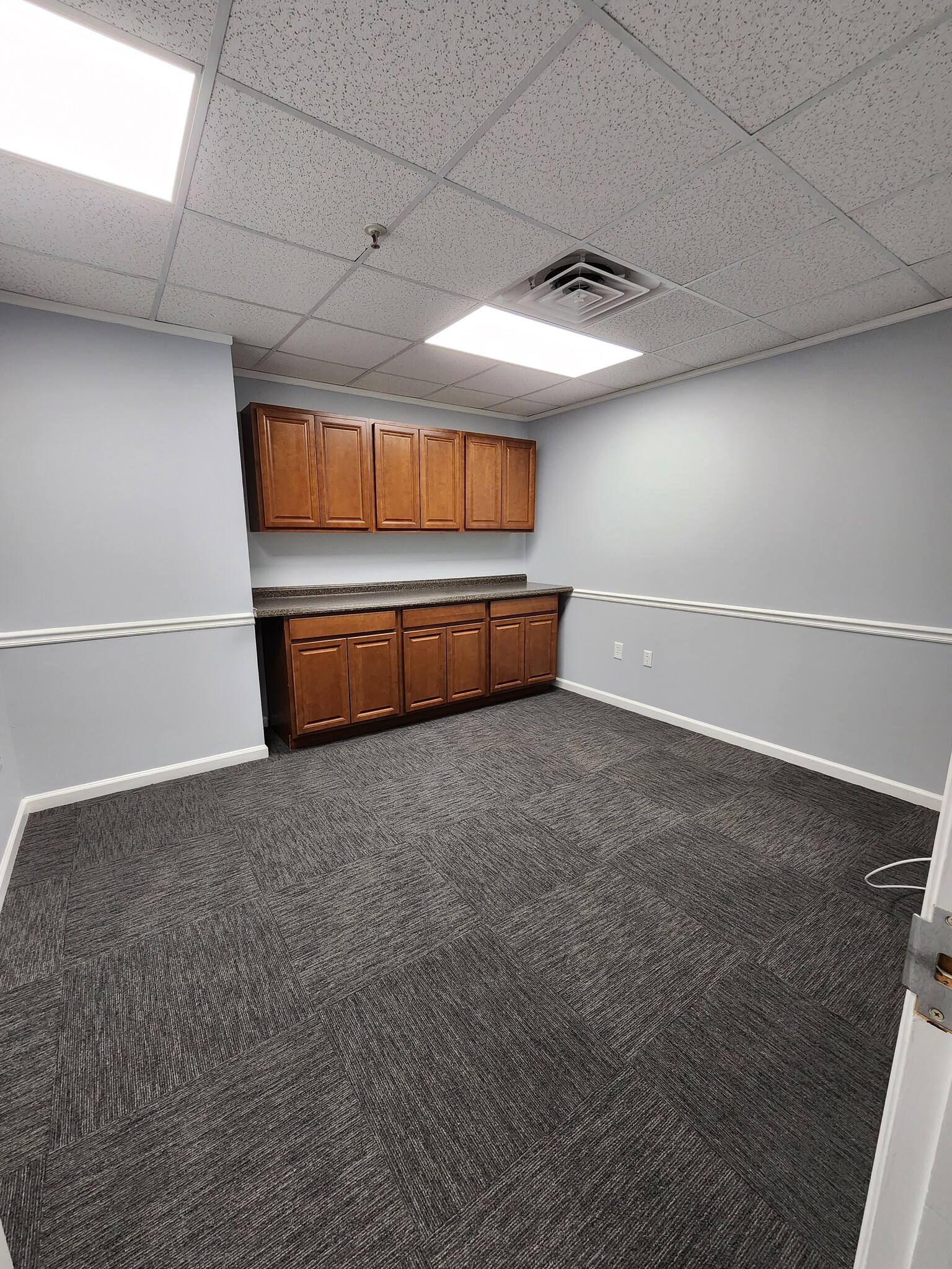 215 E Bay St, Charleston, SC for lease Interior Photo- Image 1 of 4