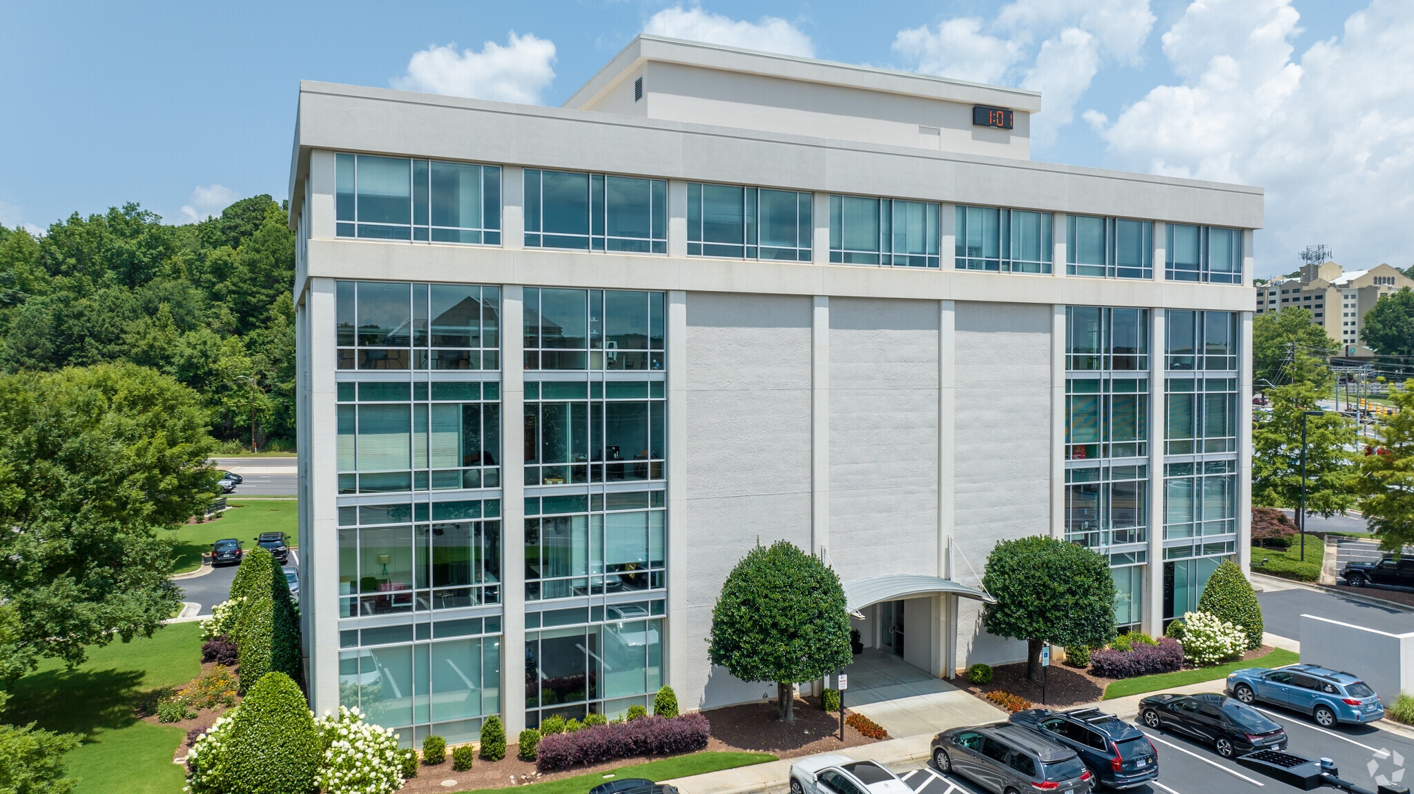 5925 Glenwood Avenue Suite 150 Raleigh Nc 27612 4801 Glenwood Ave, Raleigh, NC 27612 - Office Evolution Raleigh | LoopNet