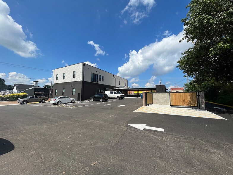 101-103 N Main st, Troy, IL for lease - Building Photo - Image 3 of 5