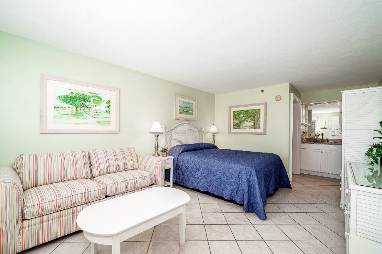 201 Mildred St, Oriental, NC 28571 River Neuse Suites boutique hotel
