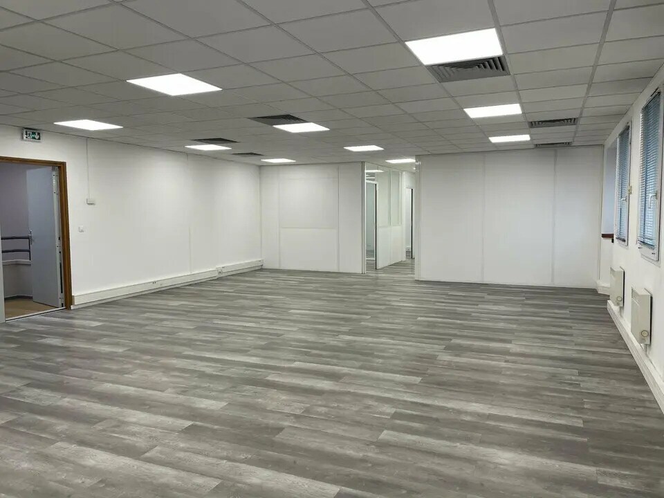 Office in Lyon for lease Building Photo- Image 1 of 9