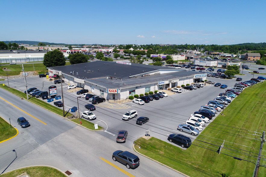 W Roseville Rd, Lancaster, PA 17601