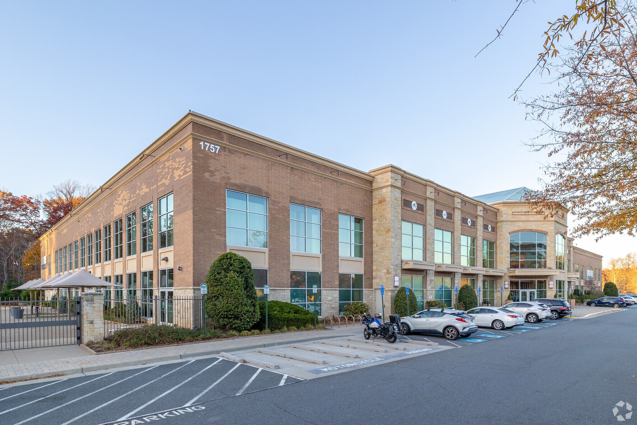1757 Business Center Dr, Reston, VA for sale Primary Photo- Image 1 of 1