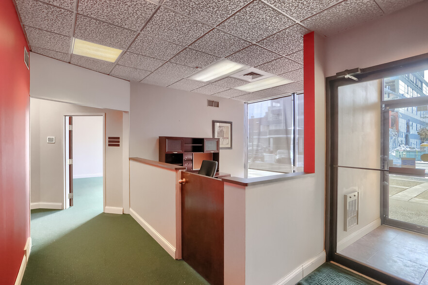 2-32 N Mill St, New Castle, PA for lease - Interior Photo - Image 1 of 29