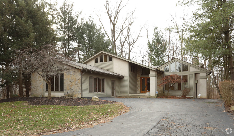 665 Cooper Rd, Westerville, OH for sale - Primary Photo - Image 1 of 1