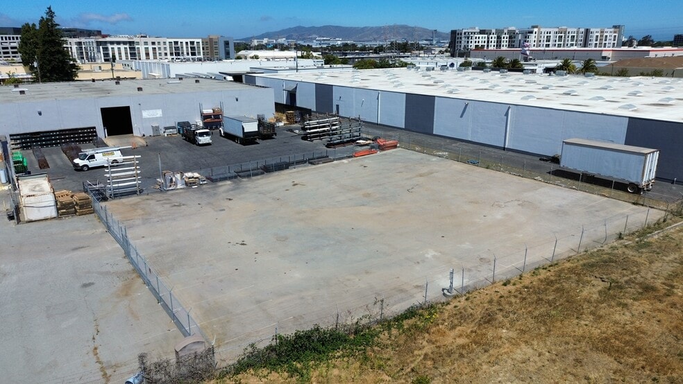 15 Guittard Rd, Burlingame, CA for lease - Building Photo - Image 2 of 11