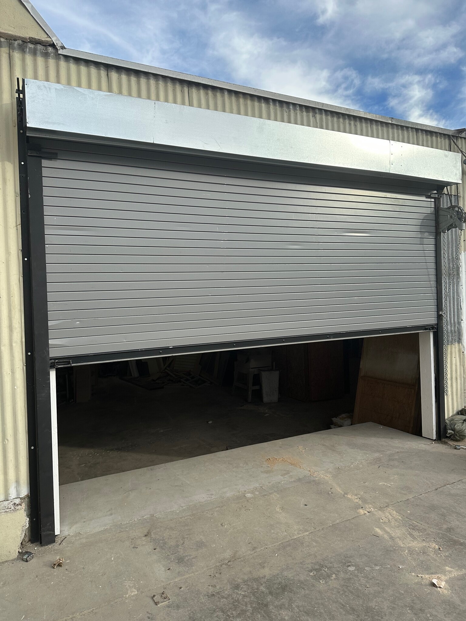 3008 W Hyde Park Blvd, Los Angeles, CA for lease Building Photo- Image 1 of 2