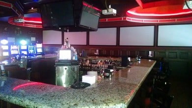 2314 W Route 120, Mchenry, IL for sale Interior Photo- Image 1 of 4