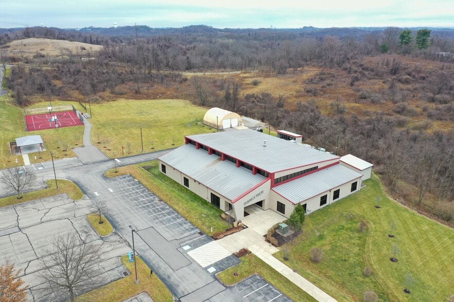 1111 McKee Rd, Oakdale, PA for sale - Building Photo - Image 3 of 10