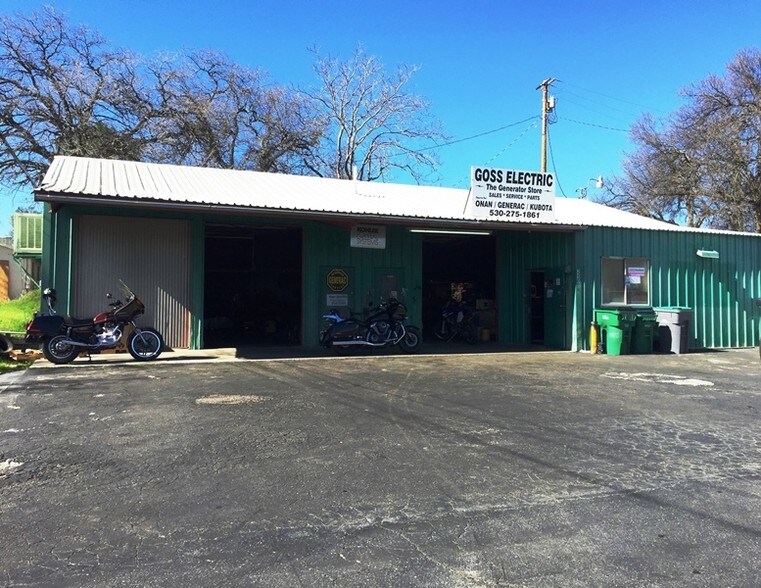 3220 Cascade Blvd, Shasta Lake, CA for sale - Building Photo - Image 1 of 1