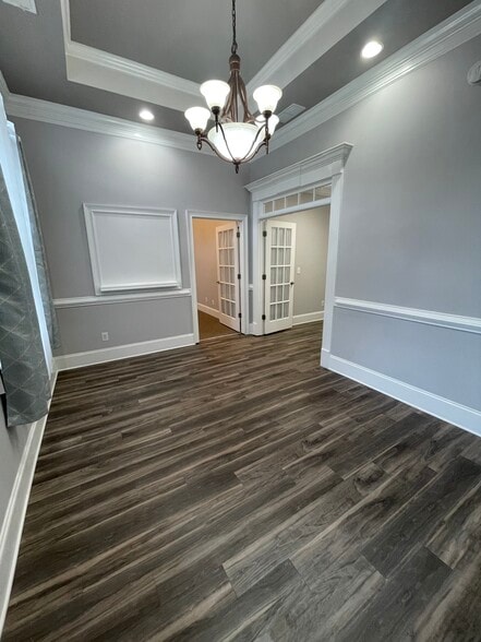 327 Dahlonega St, Cumming, GA for lease - Interior Photo - Image 3 of 12