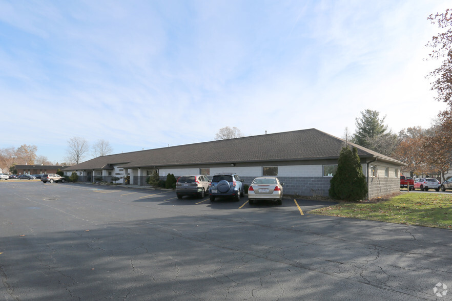 32 Executive Dr, Norwalk, OH for sale - Primary Photo - Image 1 of 1