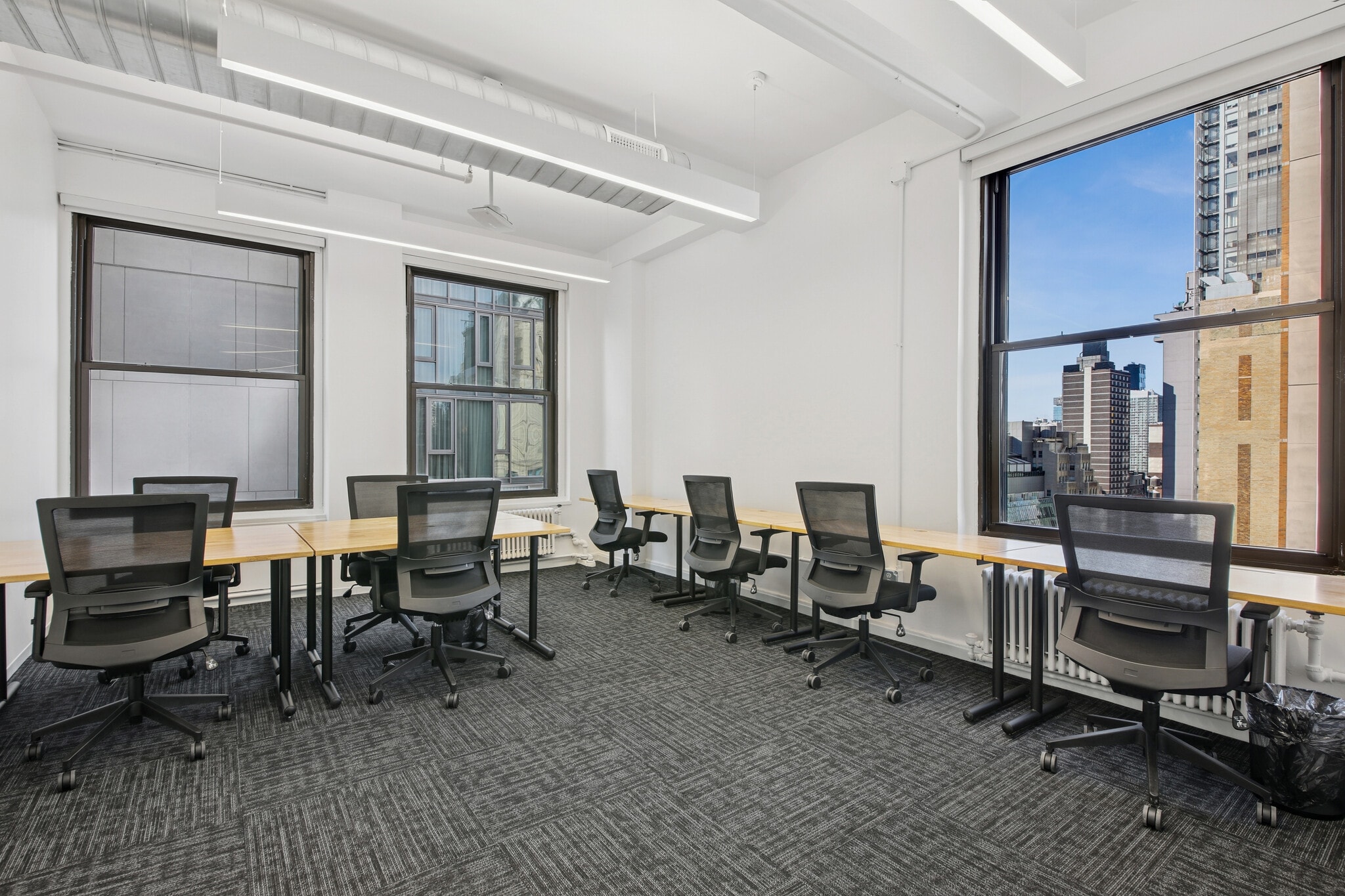 200 W 41st St, New York, NY for lease Interior Photo- Image 1 of 8