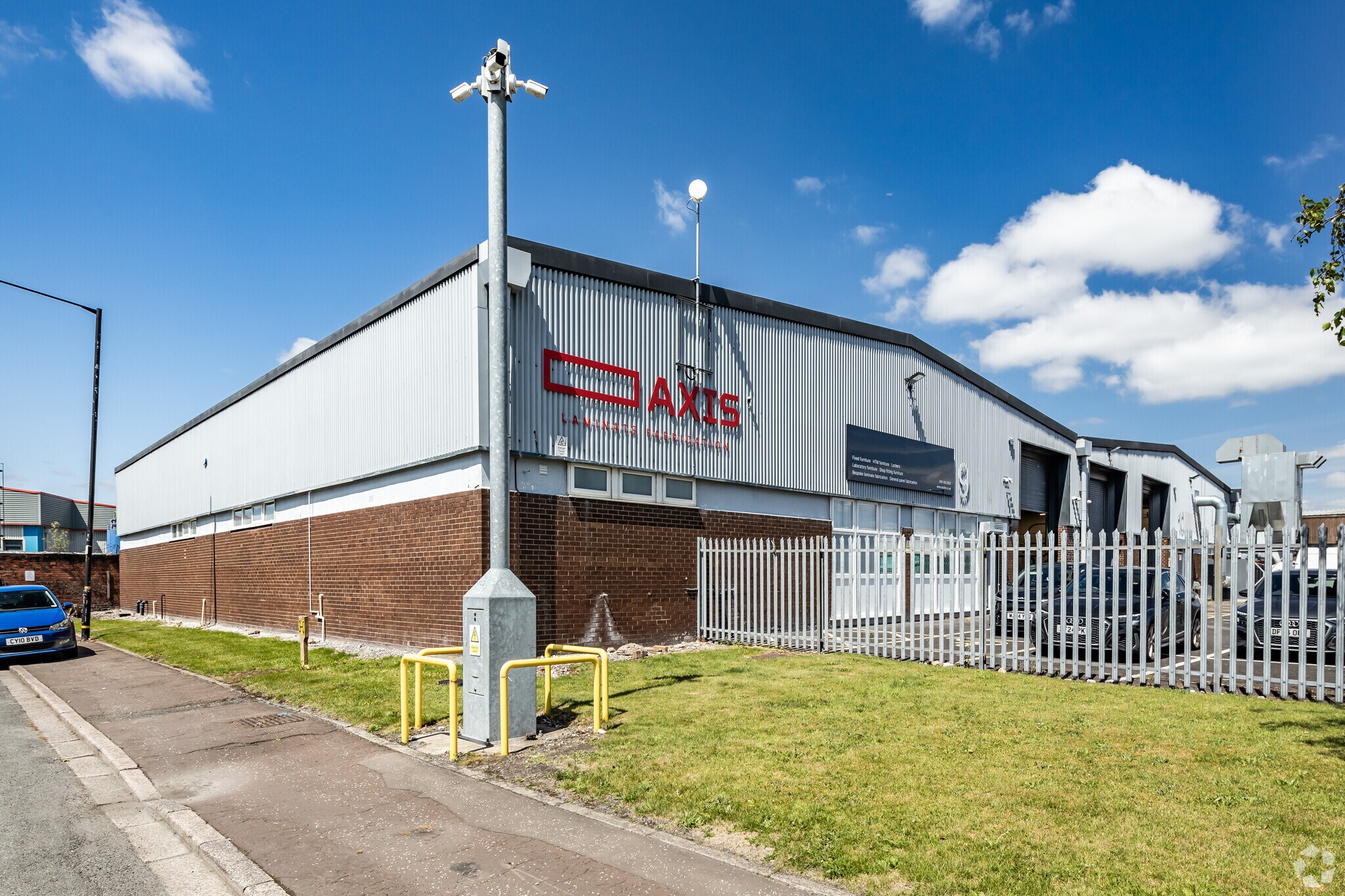 Severnside Trading Estate, Textilose Rd, Manchester for lease Building Photo- Image 1 of 16