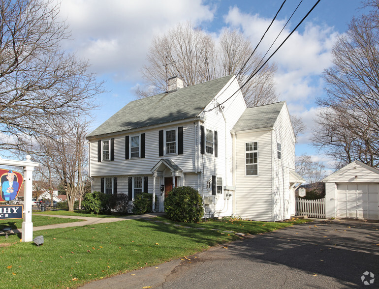 894 Hopmeadow St, Simsbury, CT for sale - Building Photo - Image 1 of 1