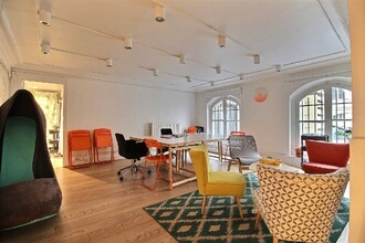 15 Rue Du Colonel Driant, Paris for lease Interior Photo- Image 2 of 6