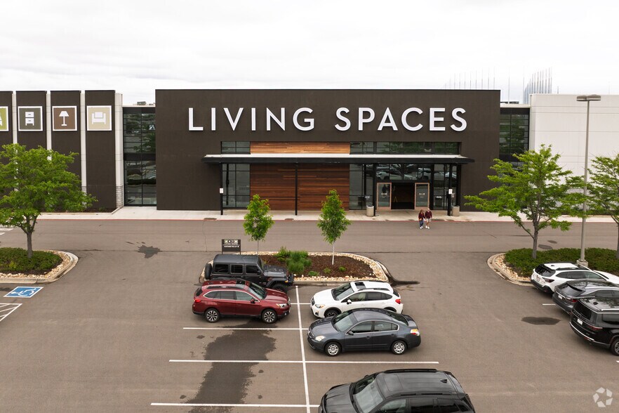 16395 Washington St, Thornton, CO for sale - Primary Photo - Image 1 of 1