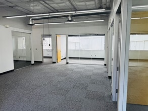 15230 N 75th St, Scottsdale, AZ for lease Interior Photo- Image 2 of 12