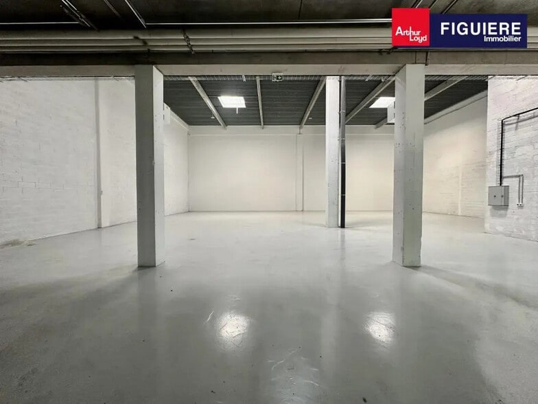 Chemin De La Bastide Blanche, Vitrolles for lease - Building Photo - Image 3 of 8