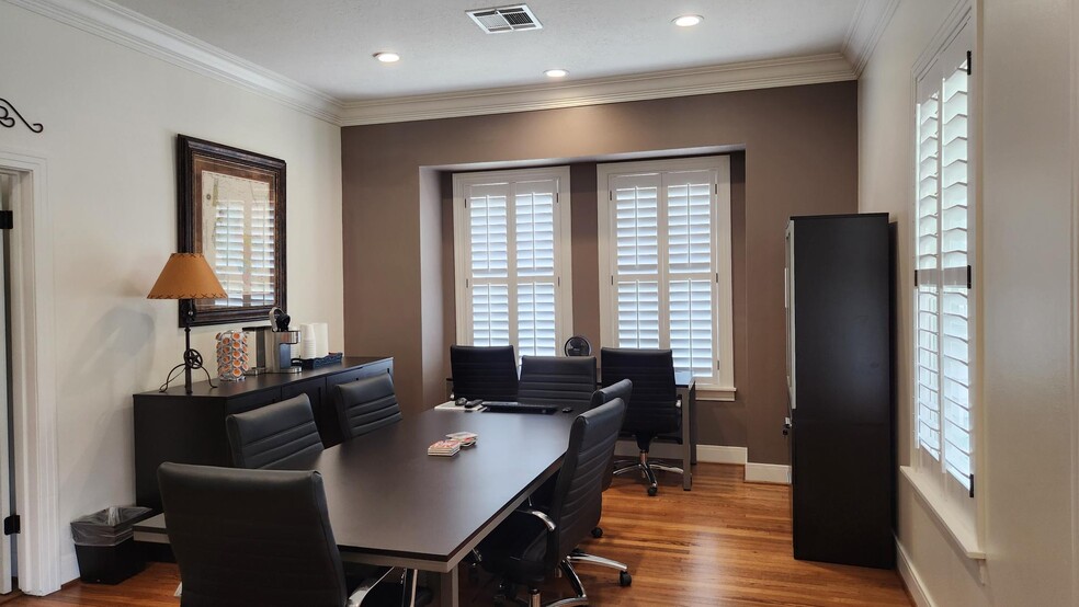 5702 4th St, Katy, TX for lease - Building Photo - Image 3 of 18