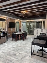 111-11 Jamaica Ave, Richmond Hill NY - Storefront Property