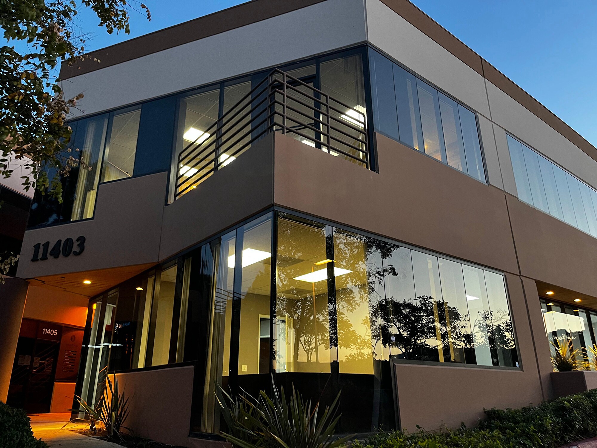 11403 W Bernardo Ct, San Diego, CA for lease Building Photo- Image 1 of 17